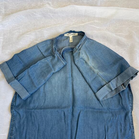 🌞 Light Blue Denim Chambray T-shirt Smock Shirt Forever 21 Life in Progress XS - Picture 13 of 16